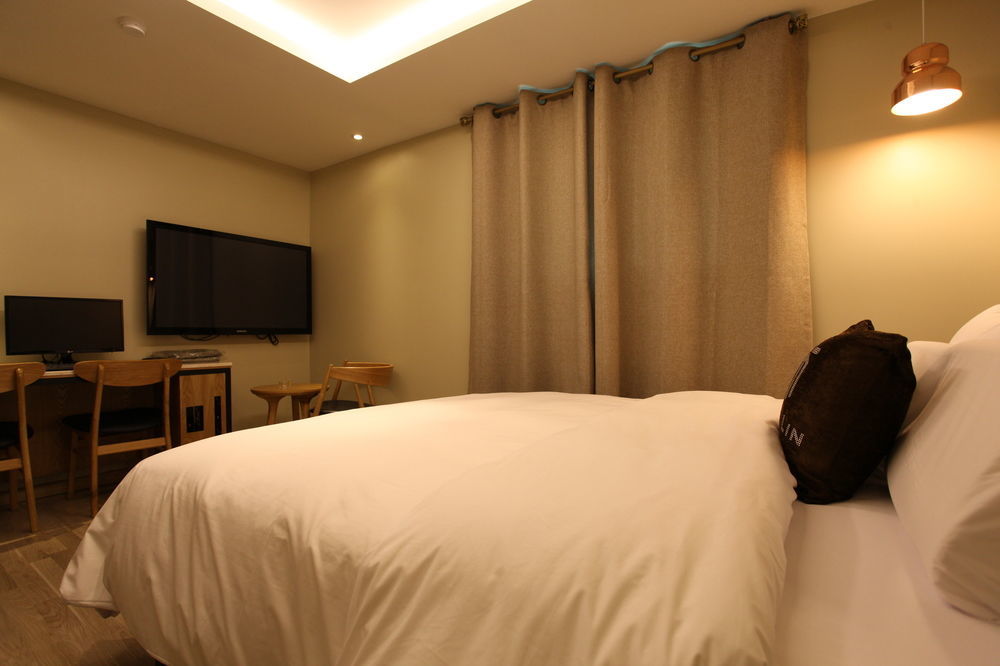 Lin Hotel Seoel Buitenkant foto