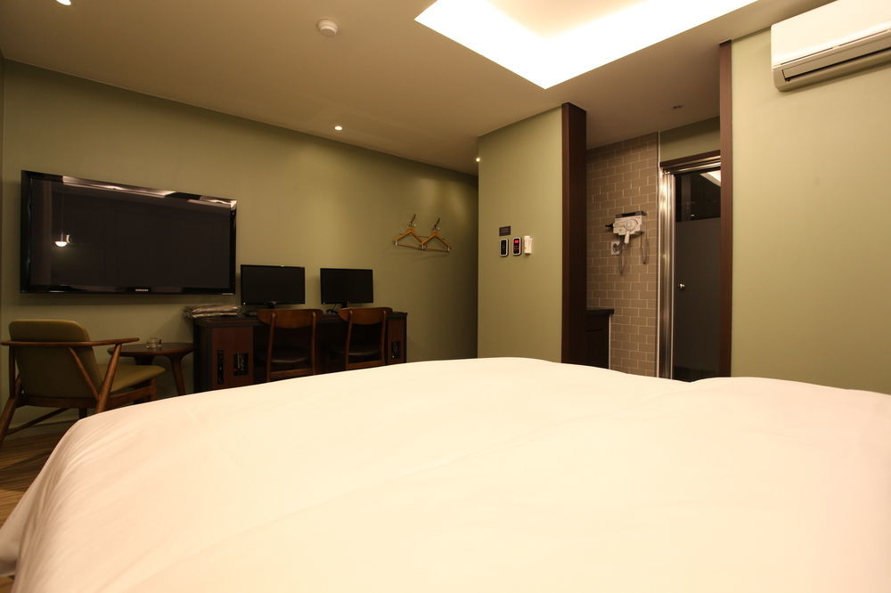 Lin Hotel Seoel Buitenkant foto