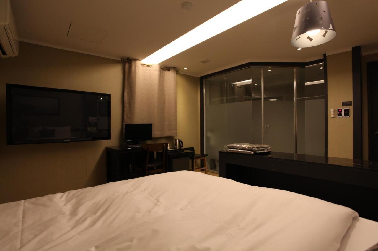 Lin Hotel Seoel Buitenkant foto